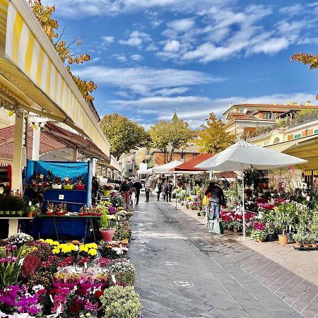 2 Pieces Nice Tout Confort Vieux Nice Cours Saleya Proche Commerces Et Mer Εξωτερικό φωτογραφία